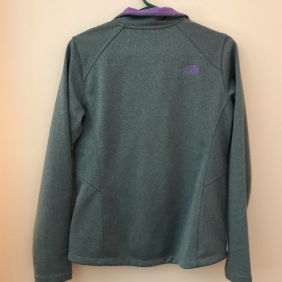 North face zip up jacket - Picture 2 of 4